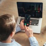 Confidence vs Overconfidence: 10 Cara Membedakan Keduanya Sebelum Terlambat