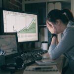 Trading Pakai Perasaan atau Pikiran? Ini 10 Perbedaan yang Harus Kamu Tahu